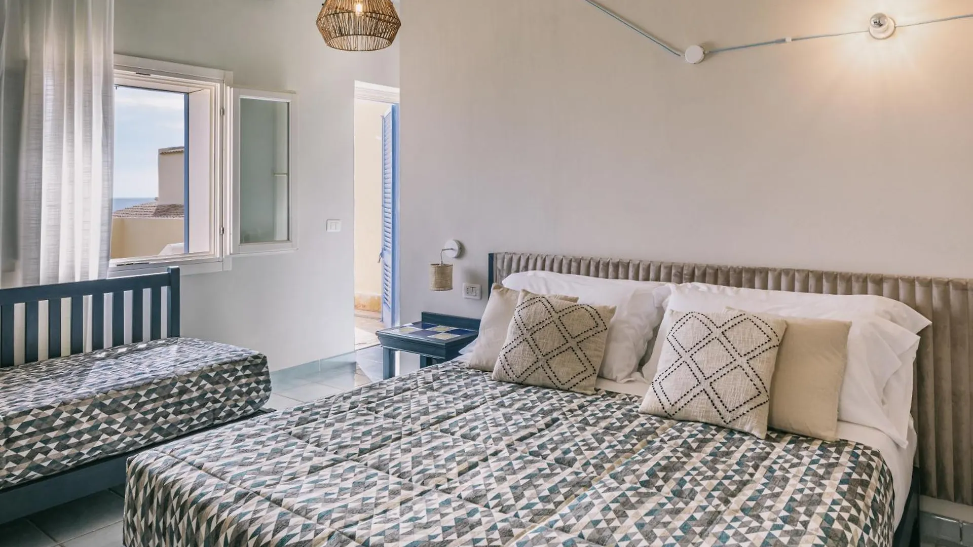 **** Hotel Mangia'S Favignana Resort Italië