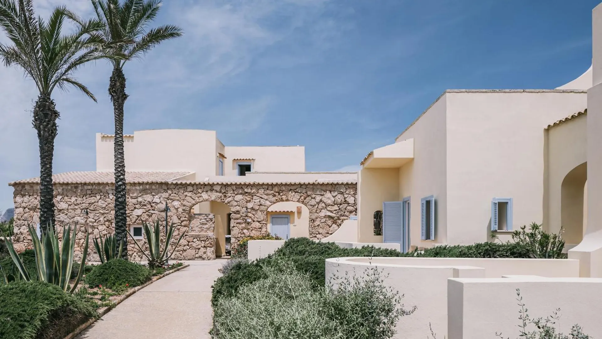 **** Hotel Mangia'S Favignana Resort Italien
