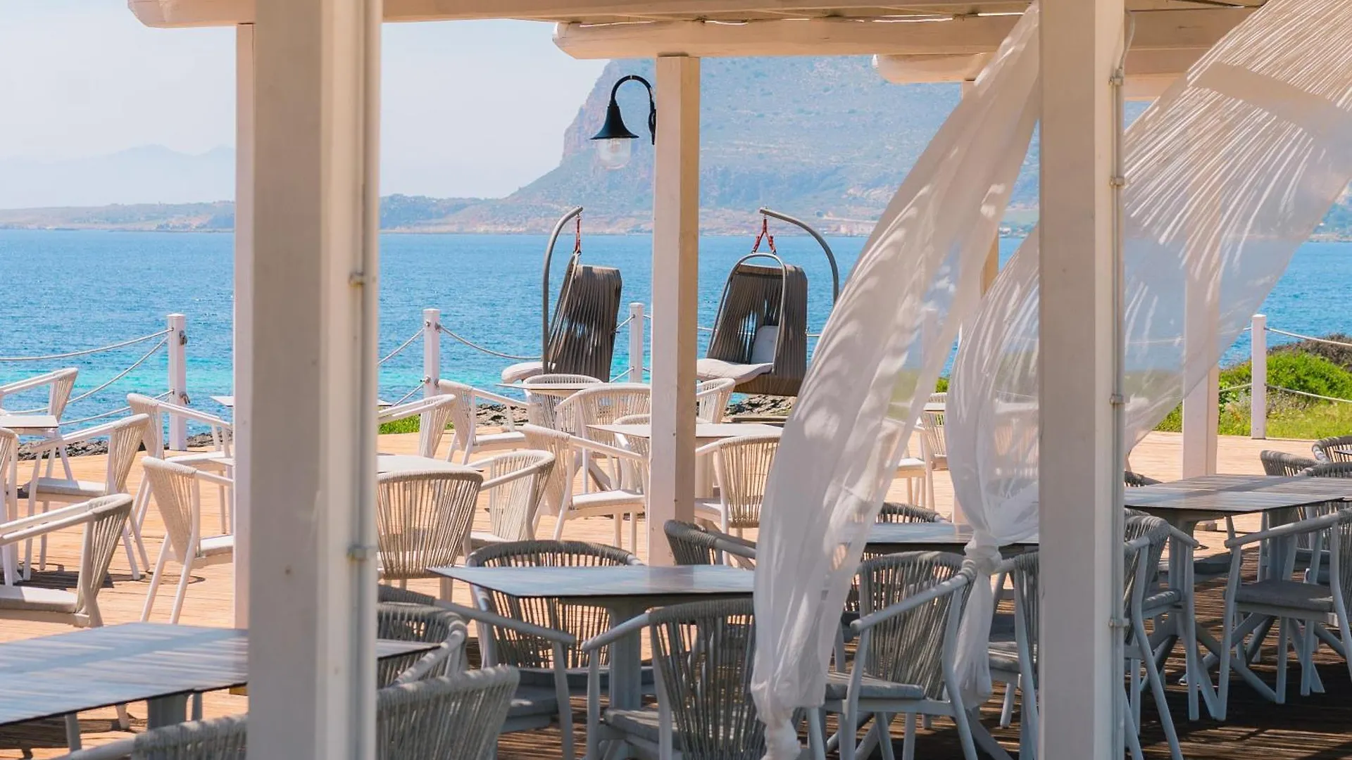 Mangia'S Favignana Resort 4*,